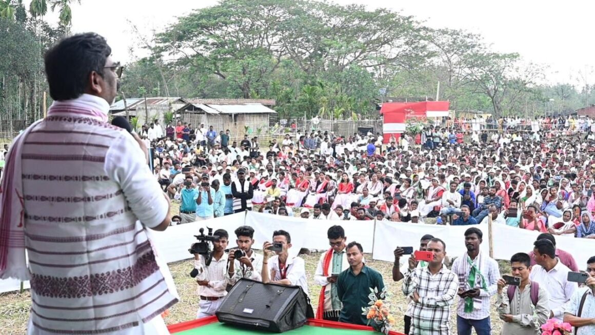 असम के आदिवासियों के न्याय का मुद्दा राजनीति से ऊपर: हेमंत सोरेन